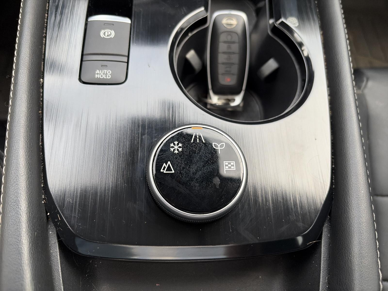 2023 Nissan Rogue AWD SL
