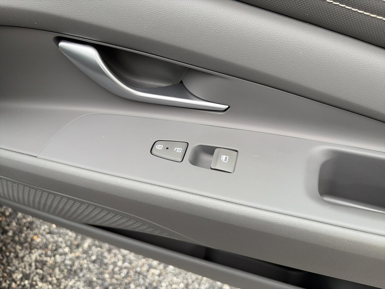 2022 Hyundai ELANTRA SEL IVT