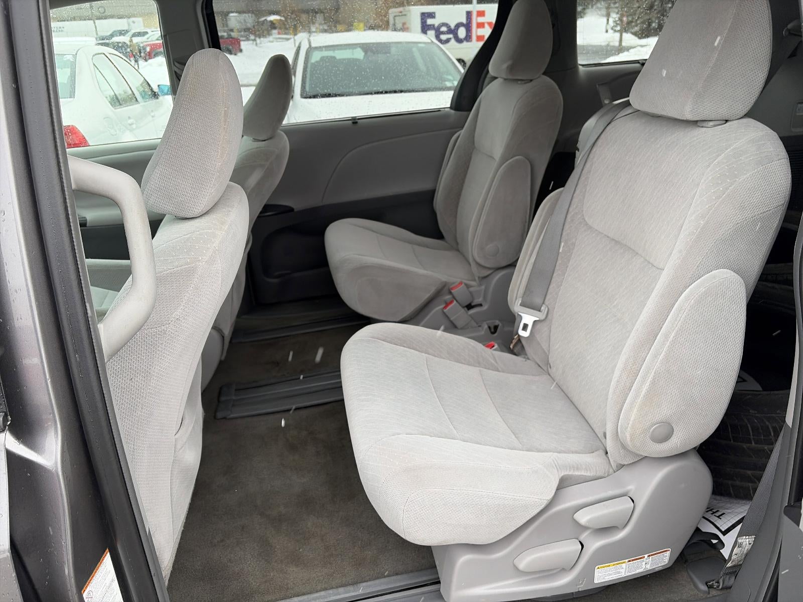 2018 Toyota Sienna LE FWD 8-Passenger (Natl)