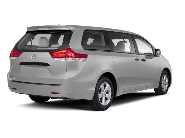 2013 Toyota Sienna 5dr 8-Pass Van V6 SE FWD (Natl)