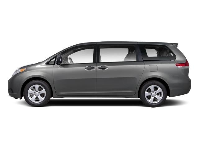2013 Toyota Sienna 5dr 8-Pass Van V6 SE FWD (Natl)