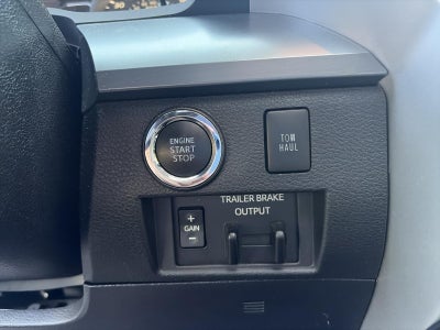 2020 Toyota Tundra 4WD 4WD TRD Pro CrewMax 5.5' Bed 5.7L (Natl)