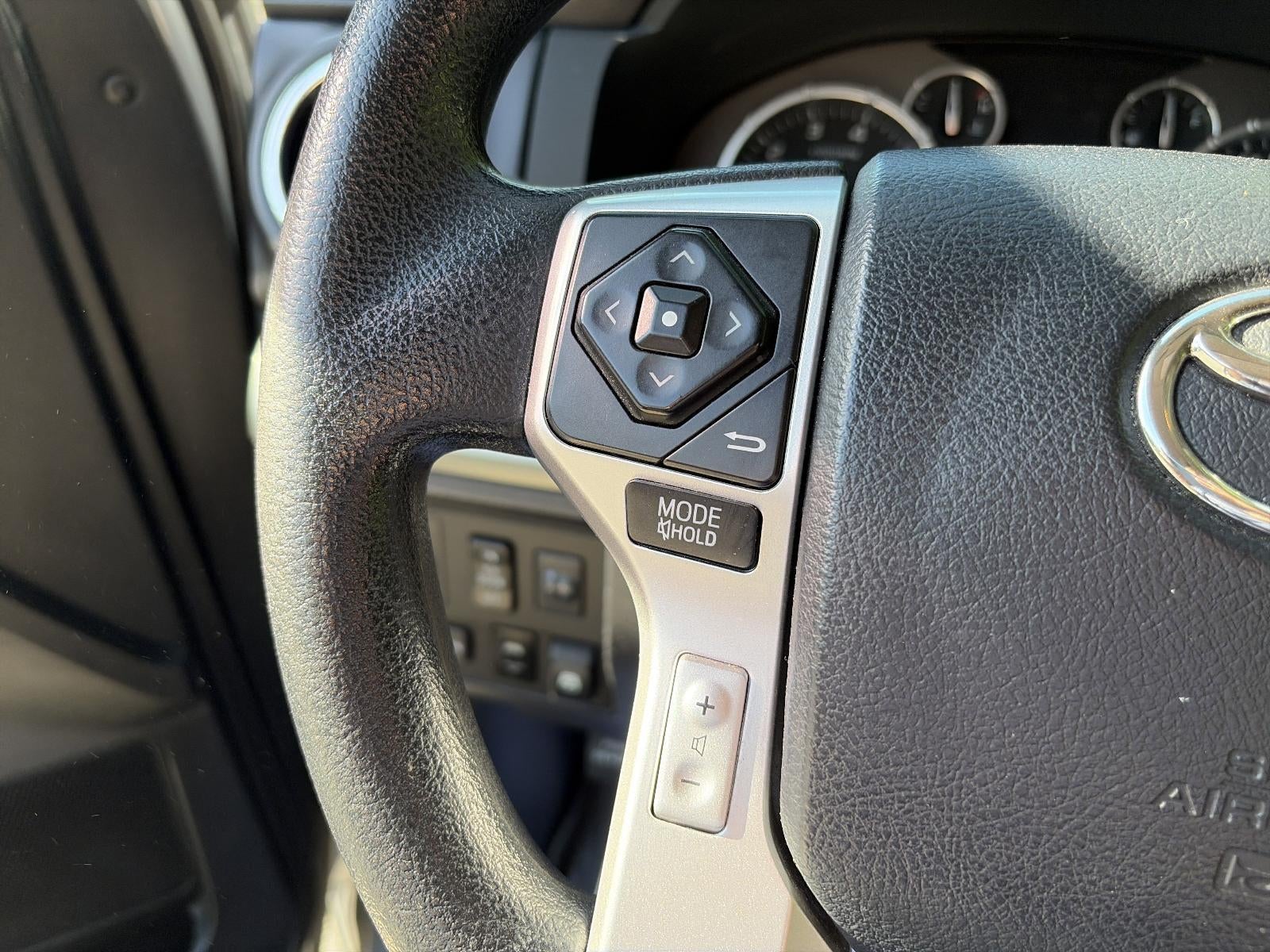 2017 Toyota Tundra 4WD 4WD TRD Pro CrewMax 5.5' Bed 5.7L (Natl)