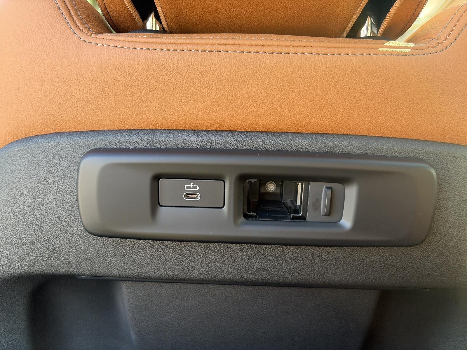 2022 BMW X7 xDrive40i Sports Activity Vehicle