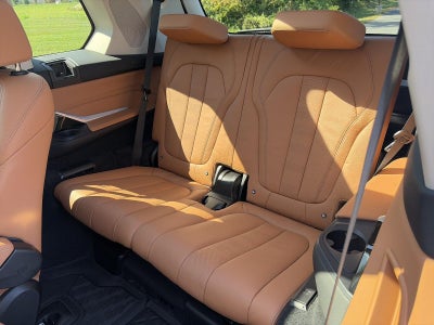 2022 BMW X7 xDrive40i Sports Activity Vehicle