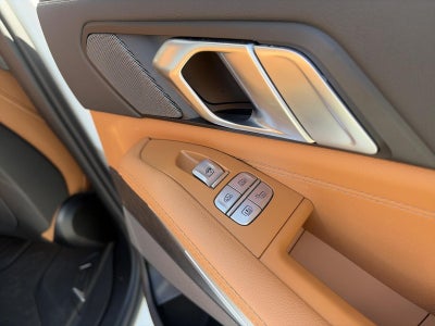 2022 BMW X7 xDrive40i Sports Activity Vehicle