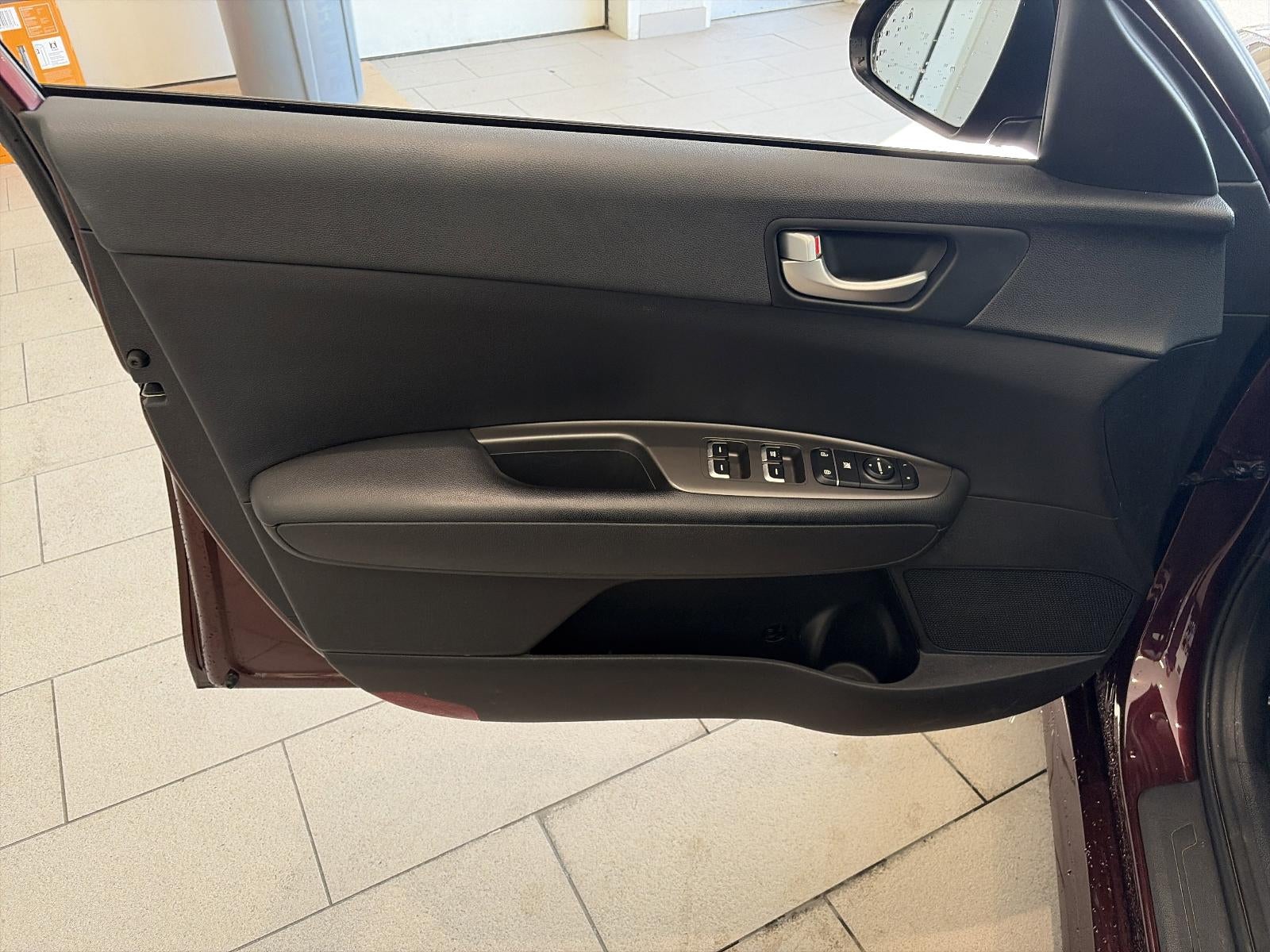 2020 Kia Optima LX Auto