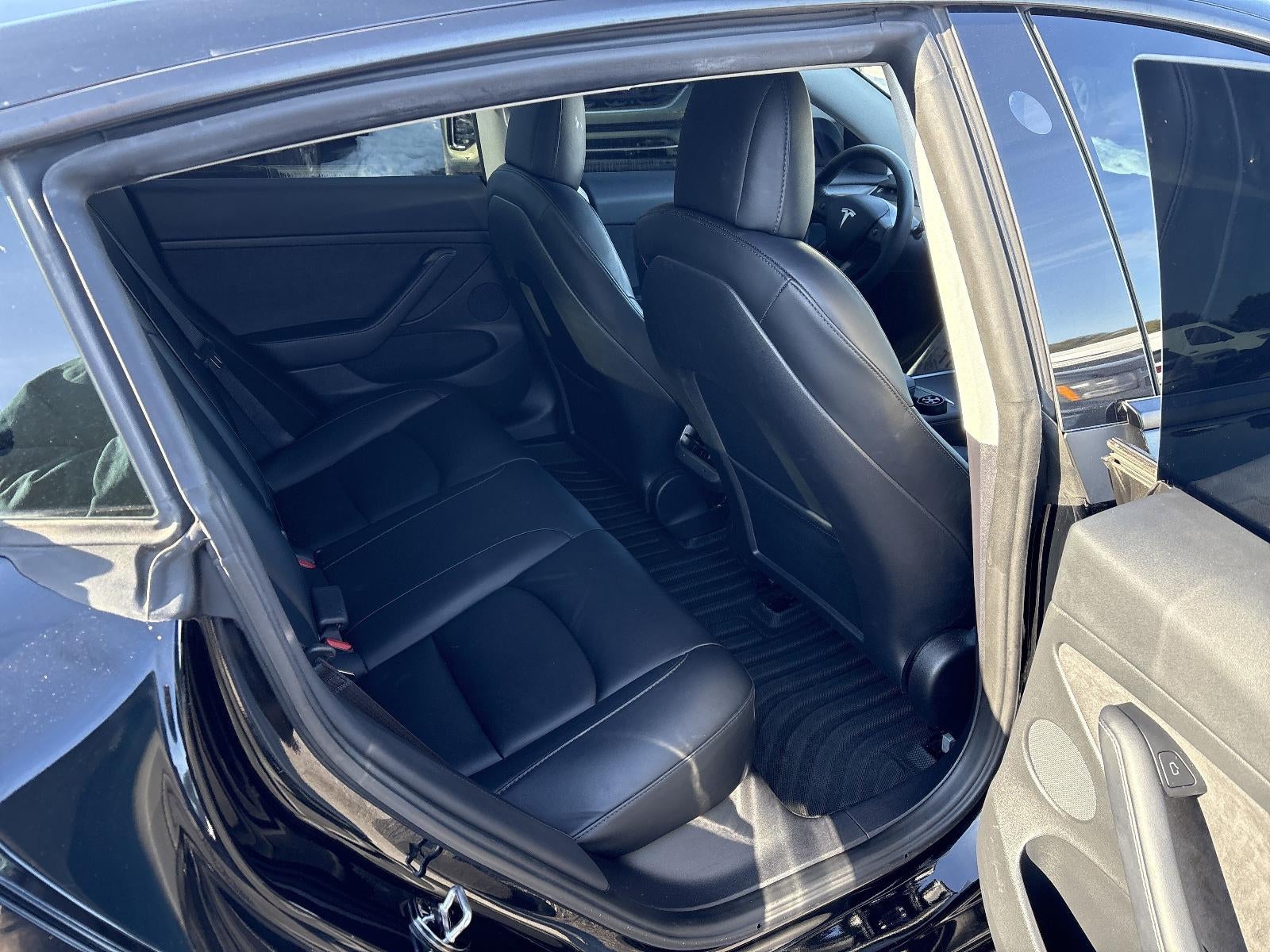 2023 Tesla Model 3 RWD