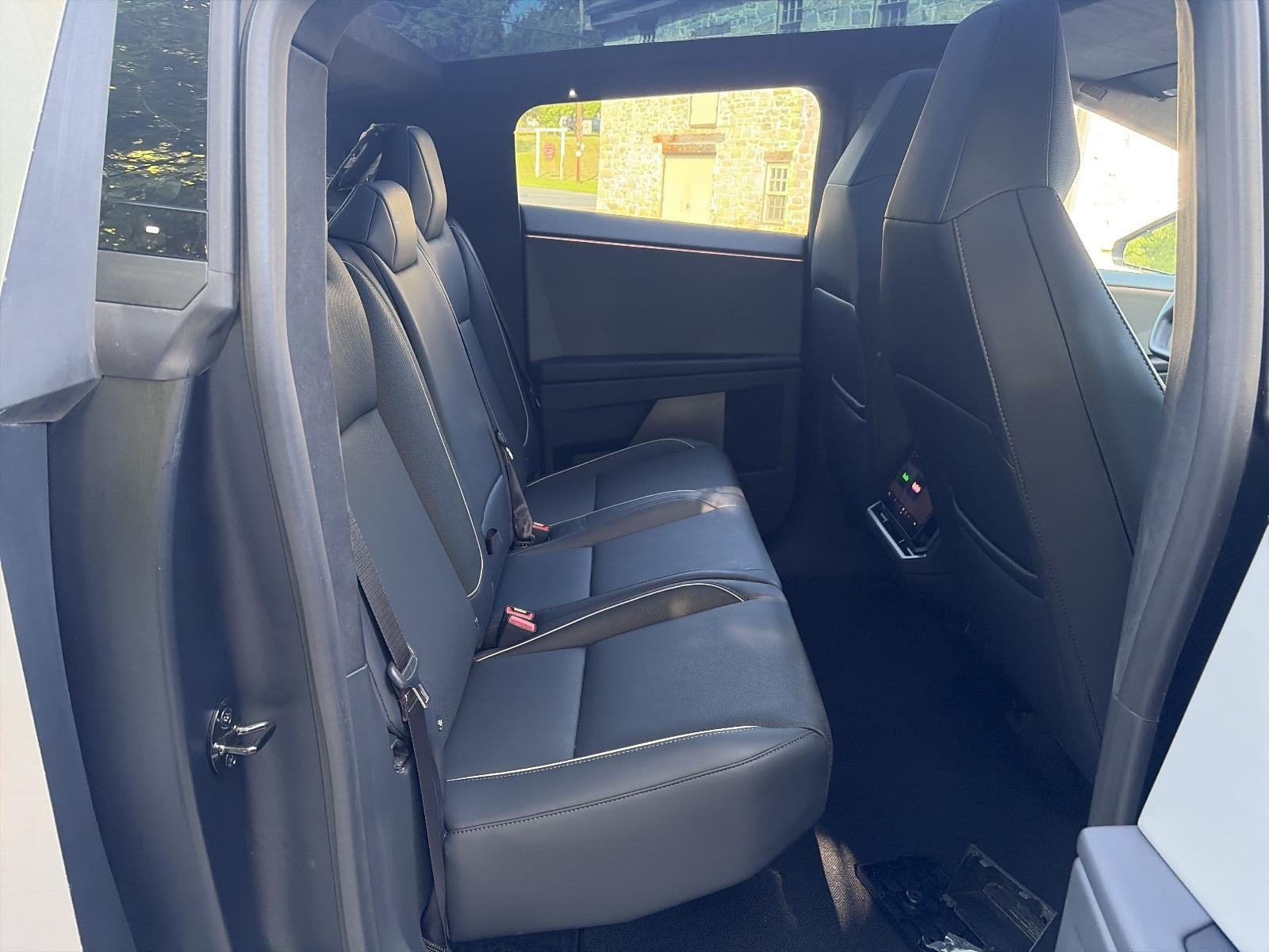 2024 Tesla Cybertruck AWD