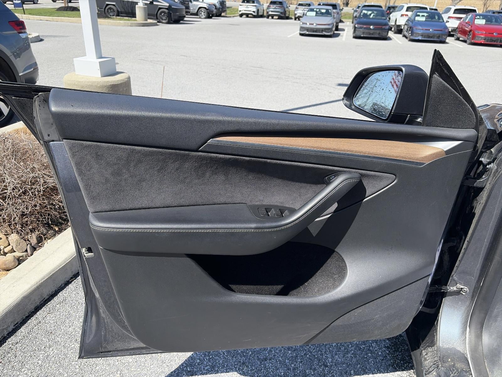 2022 Tesla Model Y Long Range AWD