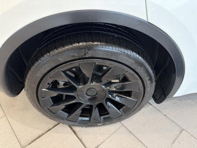 2023 Tesla Model Y Long Range AWD