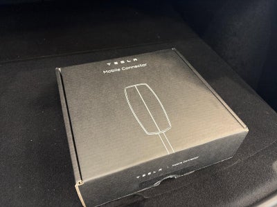 2026 Tesla Model Y RWD