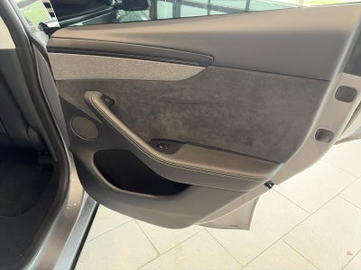 2026 Tesla Model Y RWD