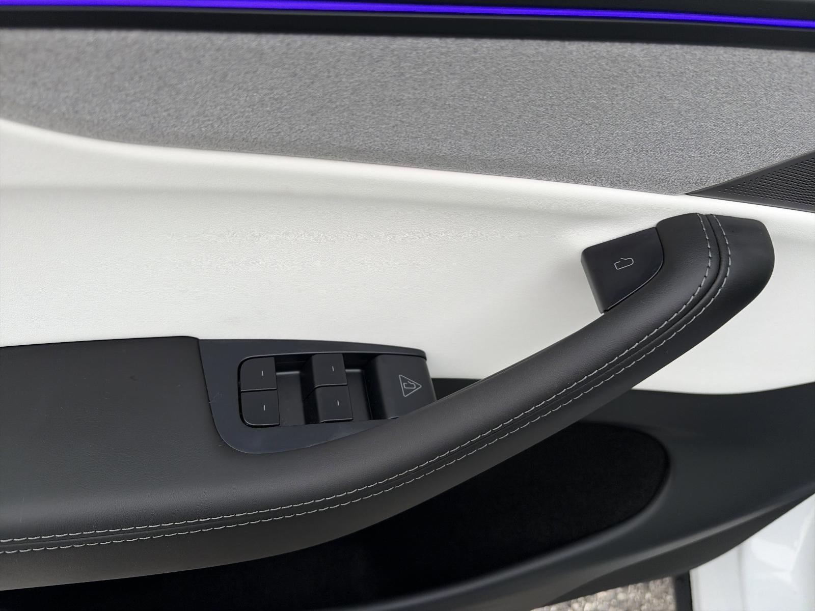 2026 Tesla Model Y AWD