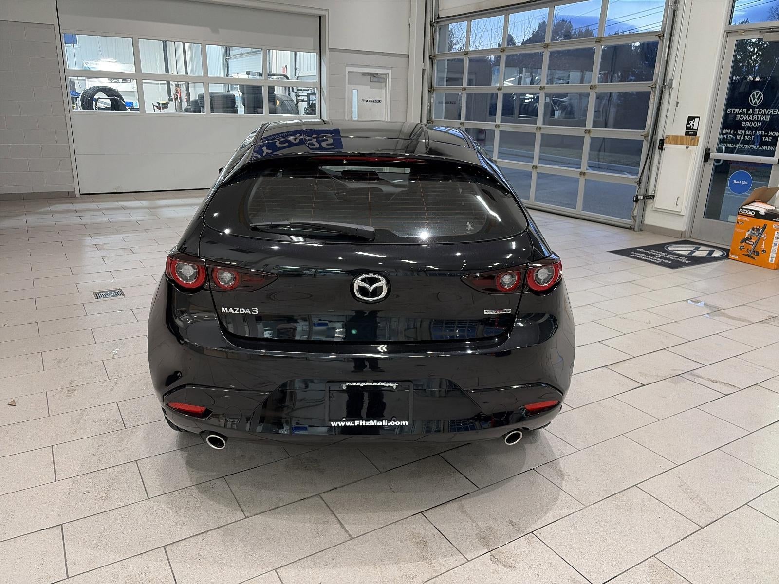 2024 Mazda Mazda3 Hatchback 2.5 S Preferred Auto FWD