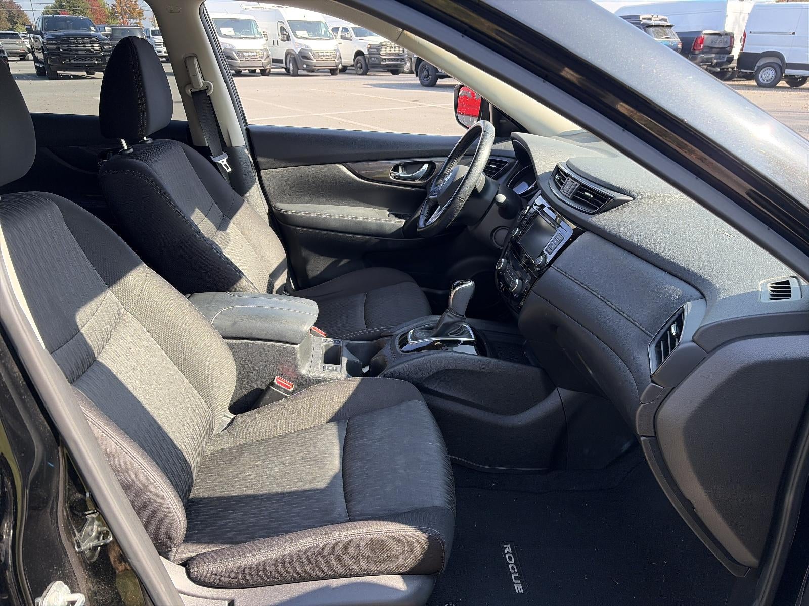 2020 Nissan Rogue AWD SV