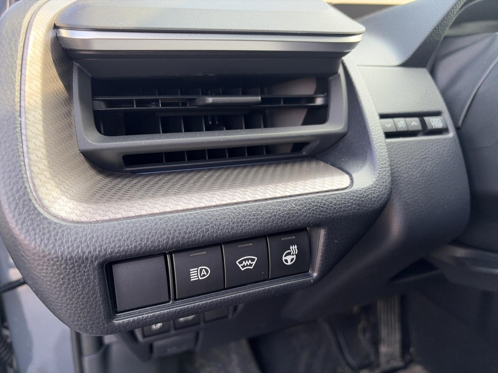 2026 Toyota Prius Limited AWD (Natl)