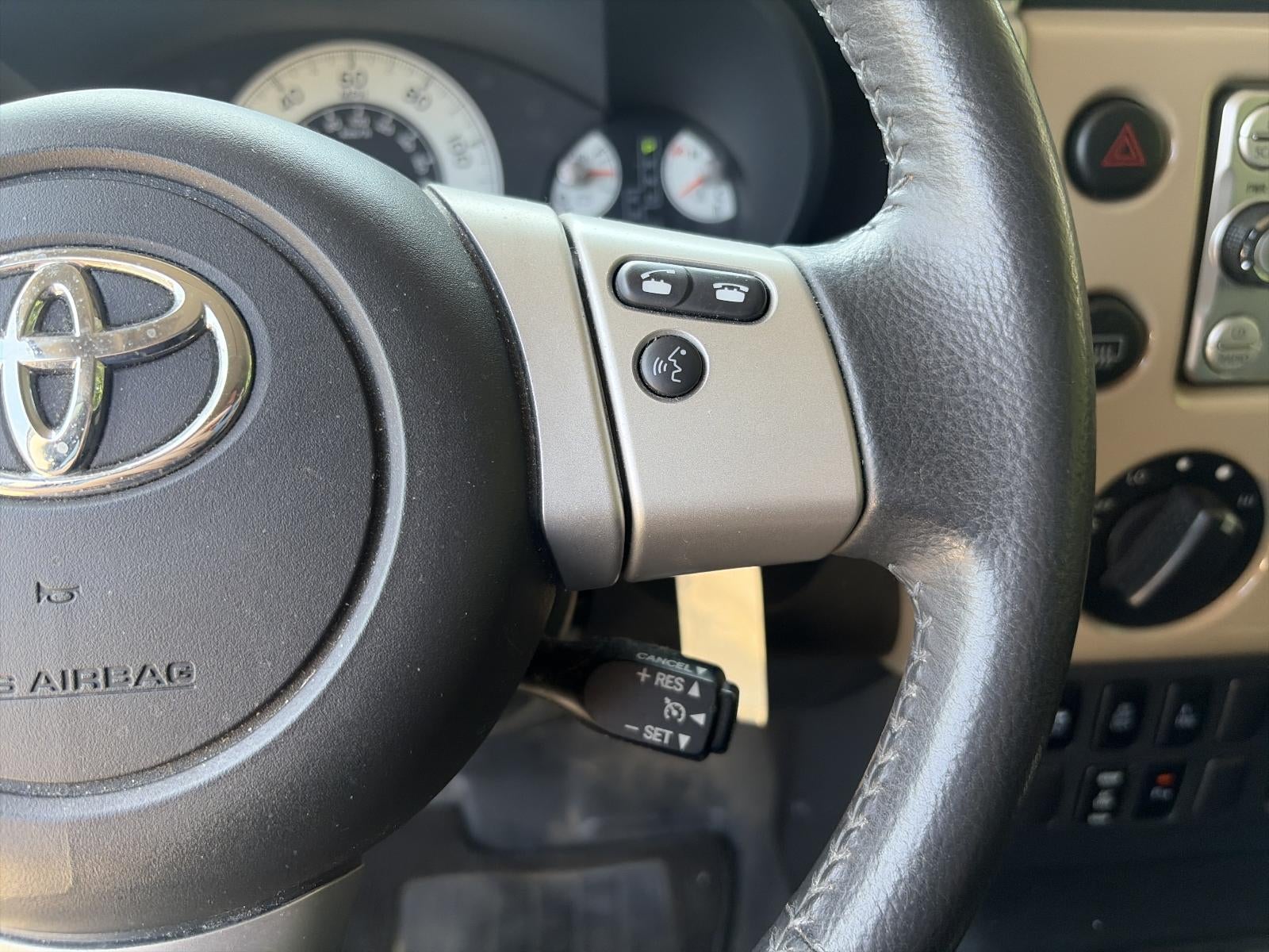 2014 Toyota FJ Cruiser 4WD 4dr Auto (Natl)