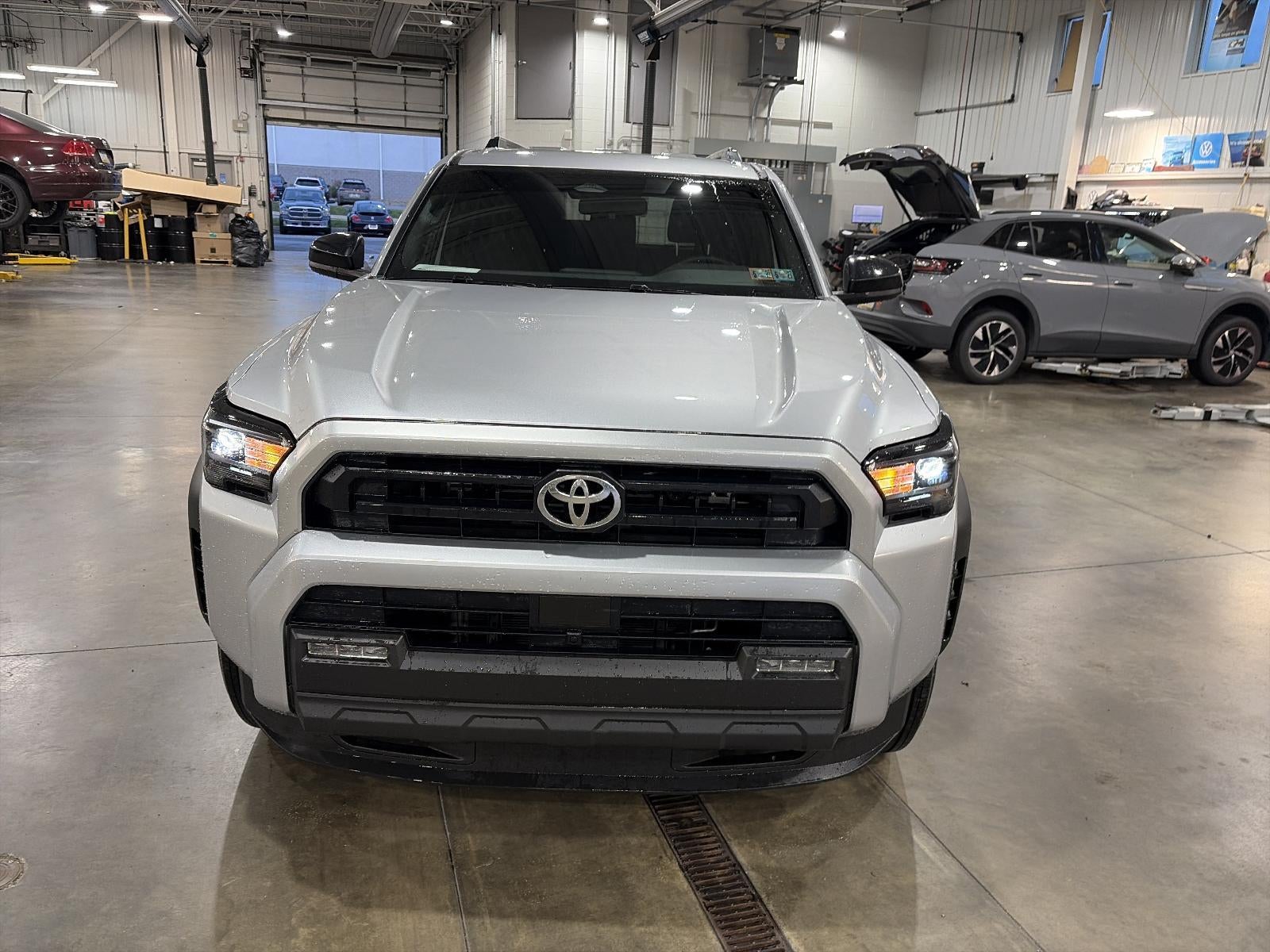 2026 Toyota 4Runner SR5 2WD (Natl)