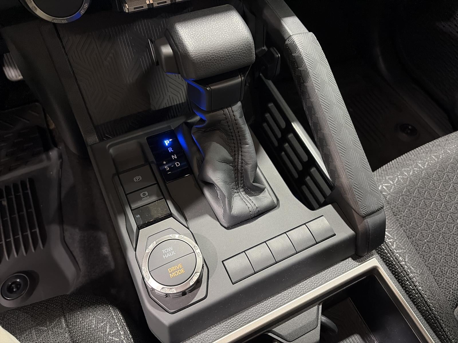 2026 Toyota 4Runner SR5 2WD (Natl)