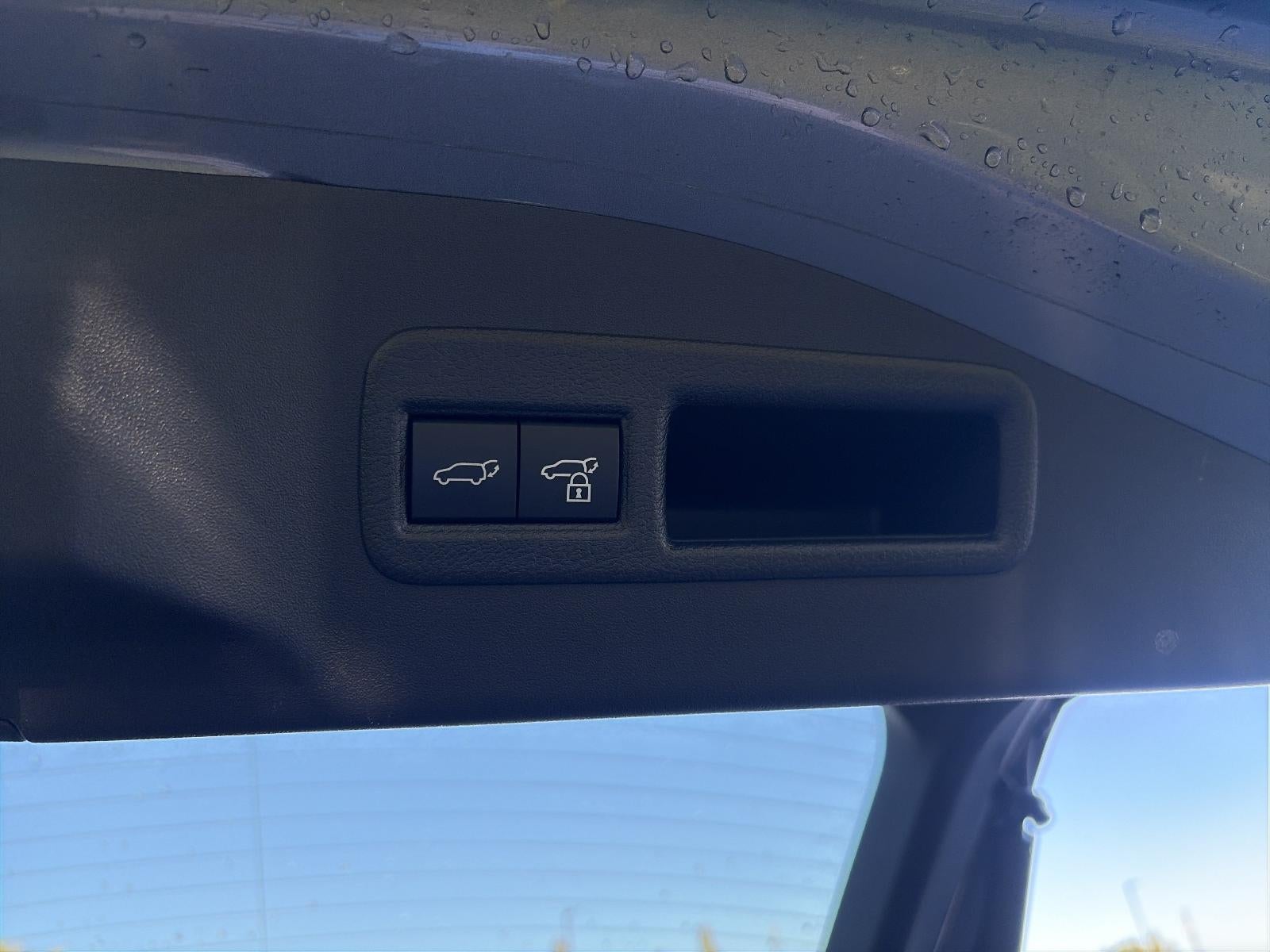 2024 Toyota bZ4X XLE AWD (Natl)