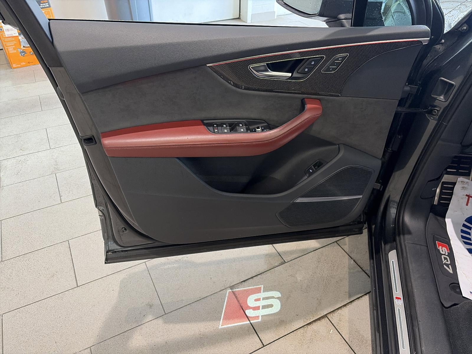 2022 Audi SQ7 Premium Plus 4.0 TFSI quattro