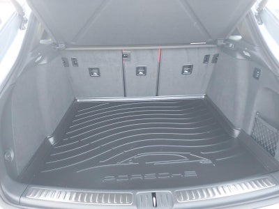 2025 Porsche Macan GTS AWD