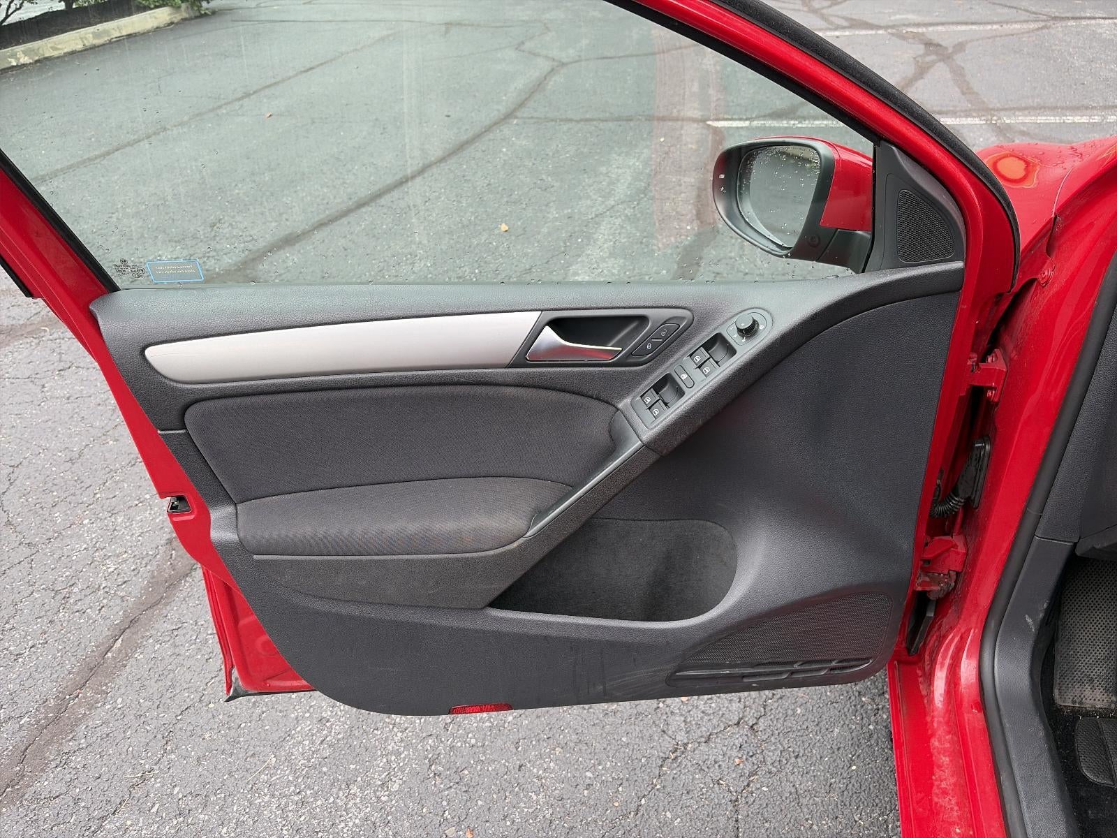 2013 Volkswagen Golf 4dr HB DSG TDI