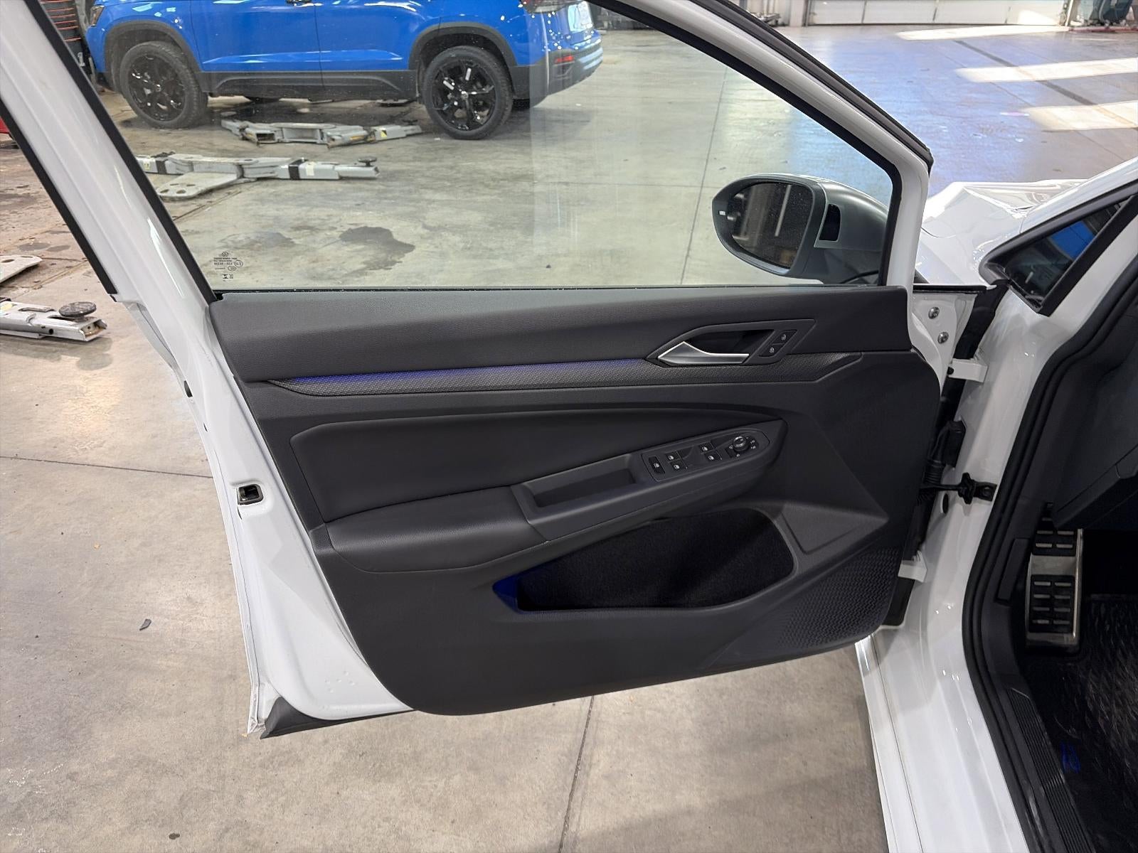 2024 Volkswagen Golf R 2.0T Manual