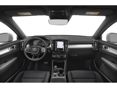 2021 Volvo XC40 T5 AWD Momentum