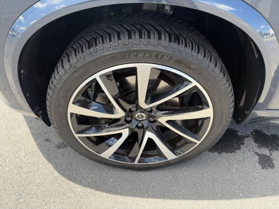2020 Volvo XC90 T6 AWD Momentum 7 Passenger