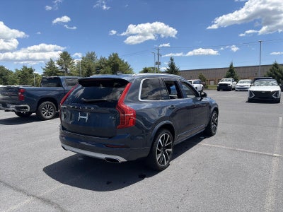2020 Volvo XC90 T6 AWD Momentum 7 Passenger