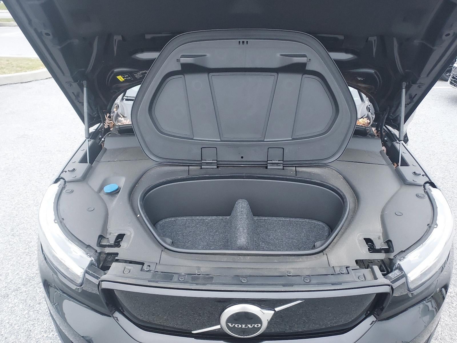 2021 Volvo XC40 Recharge P8 eAWD Pure Electric