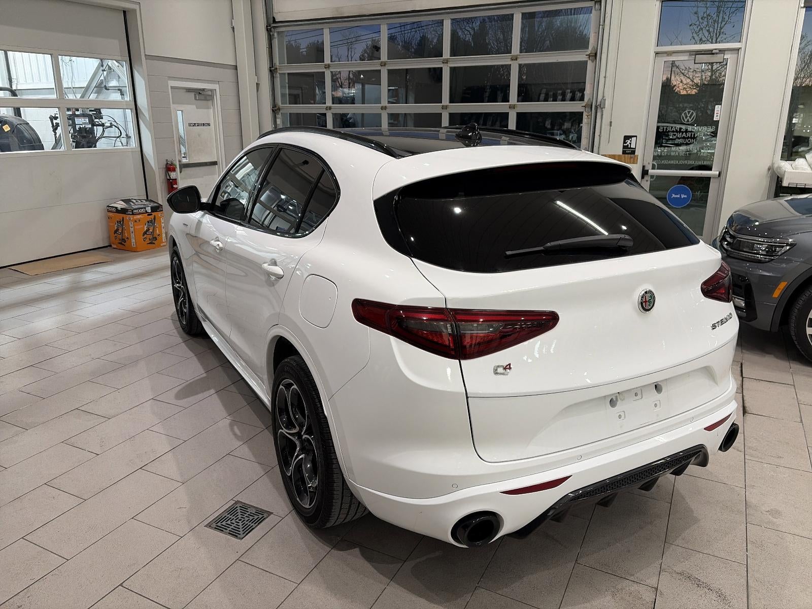 2023 Alfa Romeo Stelvio Veloce AWD