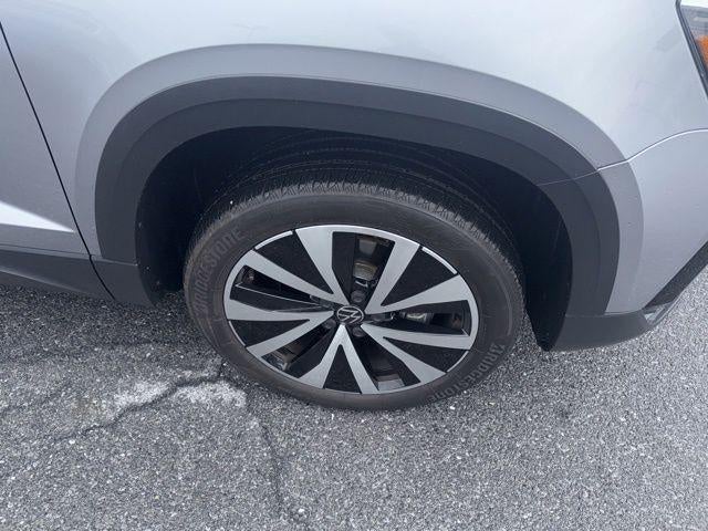 2023 Volkswagen Taos SE FWD