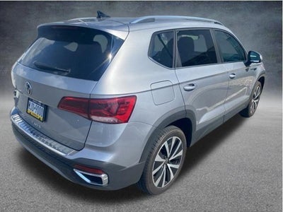 2023 Volkswagen Taos SE FWD
