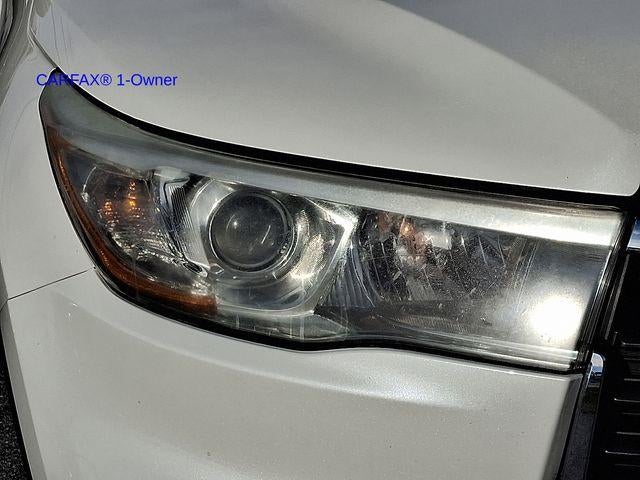 2015 Toyota Highlander AWD 4dr V6 LE (SE)