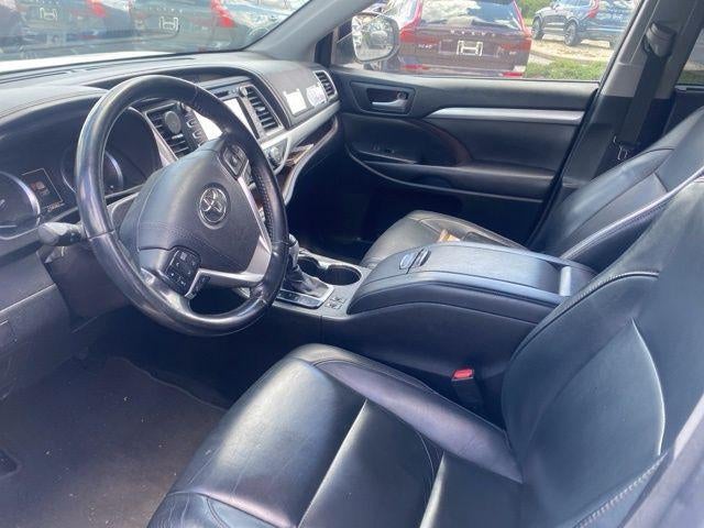 2017 Toyota Highlander XLE V6 AWD (Natl)