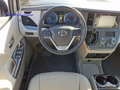 2019 Toyota Sienna XLE Premium FWD 8-Passenger (Natl)