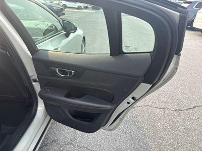 2021 Volvo S60 T5 AWD Momentum