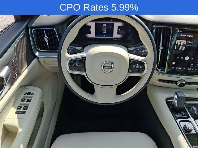 2025 Volvo S60 Plug-In Hybrid T8 AWD Plus