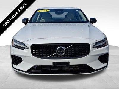 2025 Volvo S60 Plug-In Hybrid T8 AWD Plus