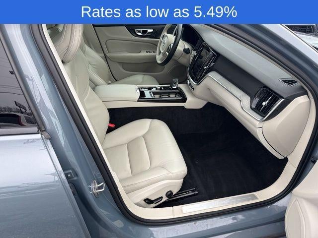 2023 Volvo S60 Recharge Plug-In Hybrid T8 eAWD PHEV Plus Dark Theme