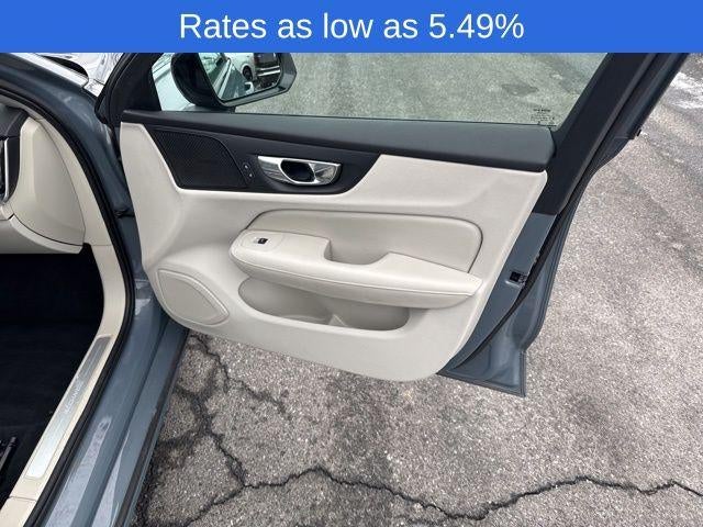 2023 Volvo S60 Recharge Plug-In Hybrid T8 eAWD PHEV Plus Dark Theme