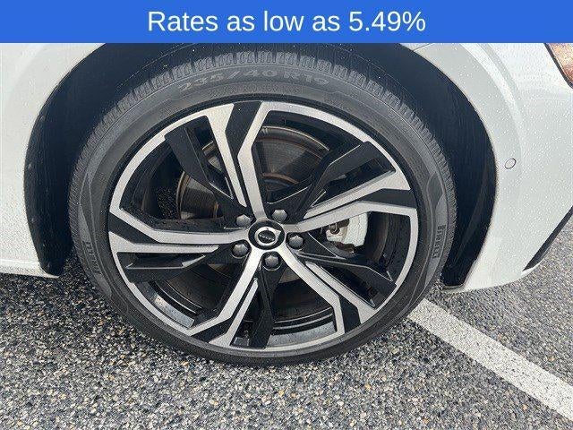 2024 Volvo S60 B5 FWD Plus Dark Theme