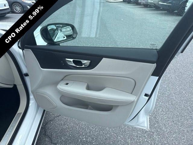 2025 Volvo S60 B5 AWD Plus