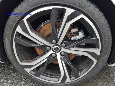 2024 Volvo S60 B5 AWD Plus Dark Theme