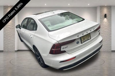2024 Volvo S60 B5 AWD Ultimate Dark Theme