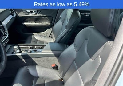 2023 Volvo S60 B5 AWD Core Dark Theme