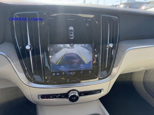 2023 Volvo S60 B5 AWD Plus Dark Theme